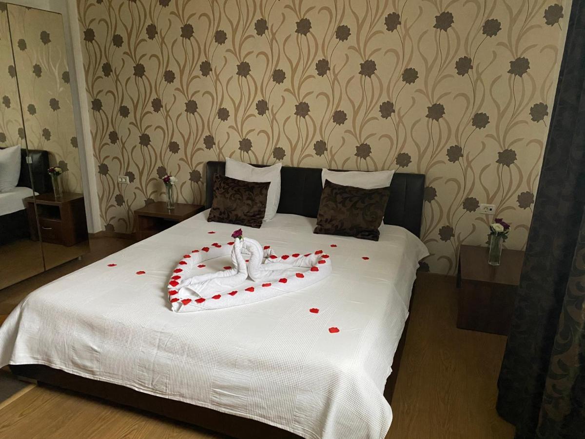 Hotel Viva Ploieşti Eksteriør bilde
